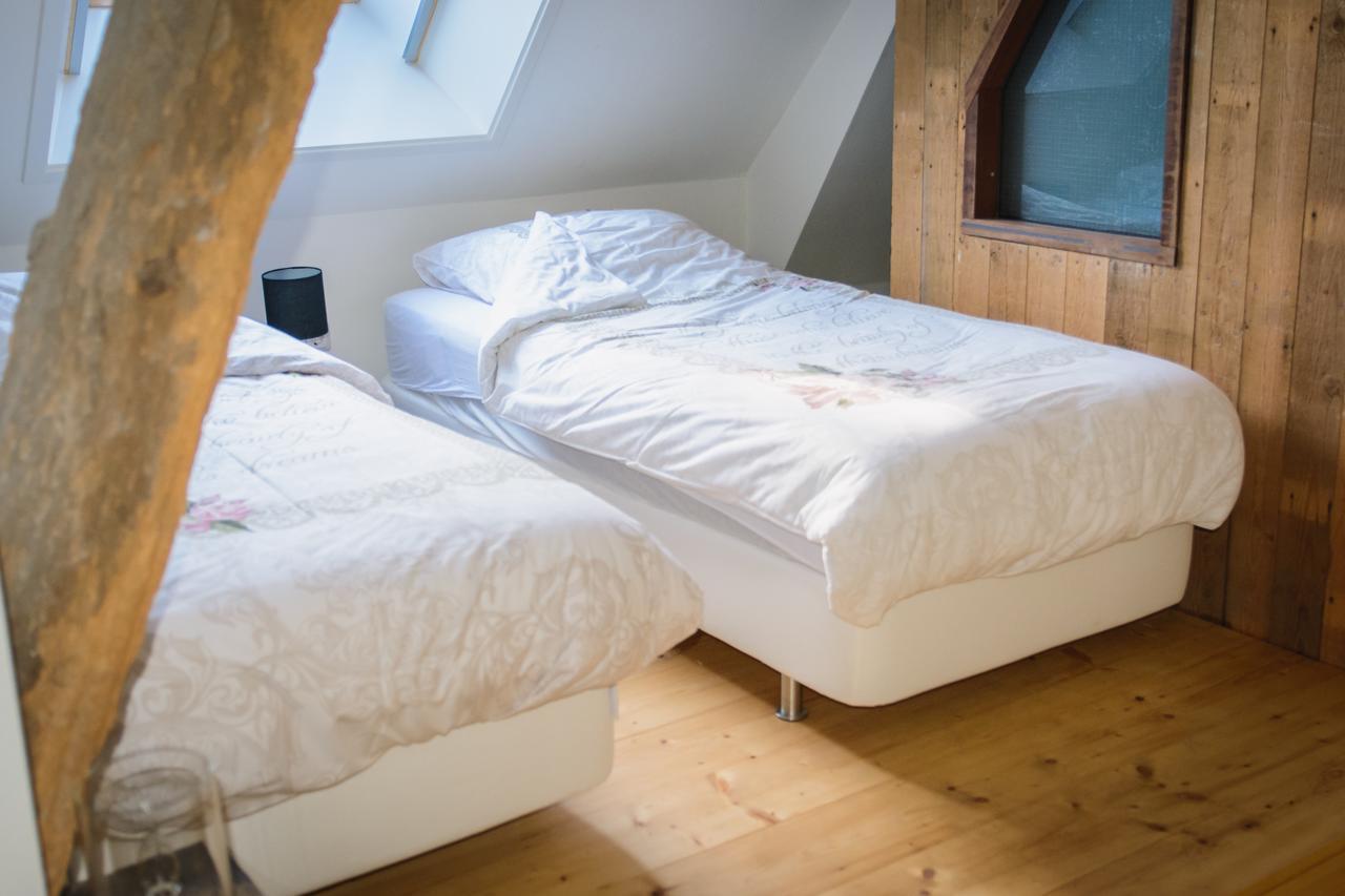 Unia Zathe Bed and Breakfast Ee Zewnętrze zdjęcie